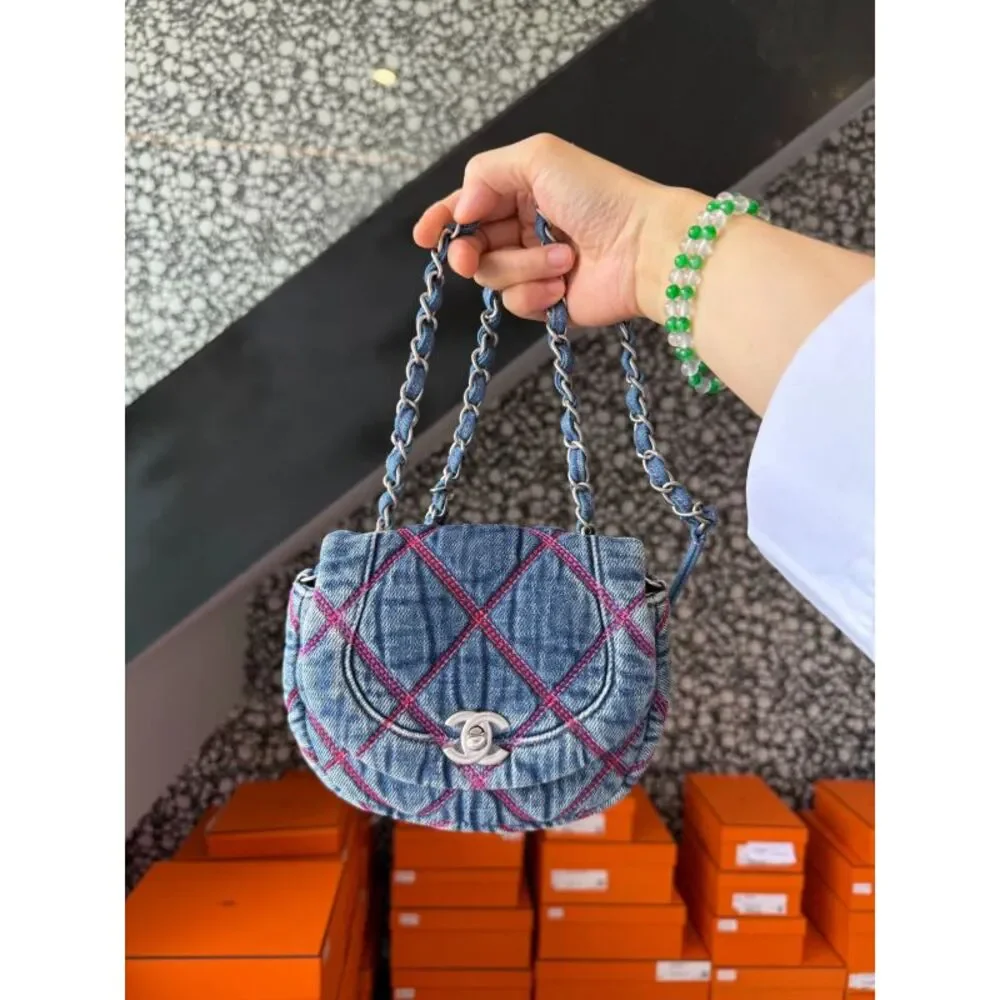 Chanel Women Pre-Loved Bag Very Good Condition